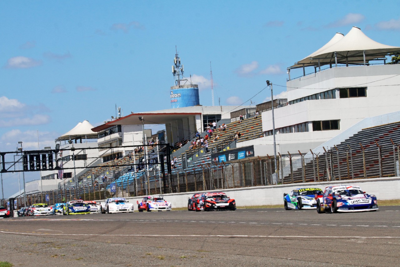 Imágenes de la primera final del Procar 4000: WhatsApp Image 2022-12-17 at 12.43.22.jpeg